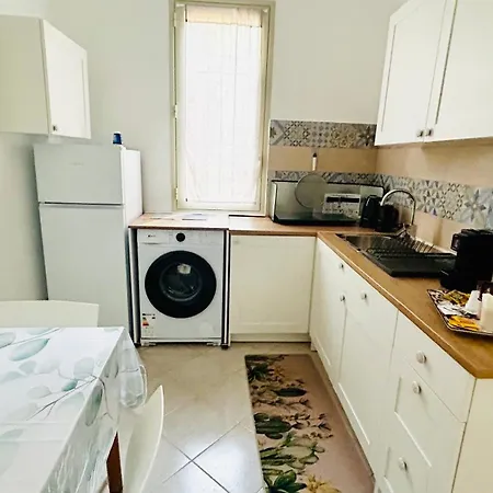 Casa Luna * Paceco